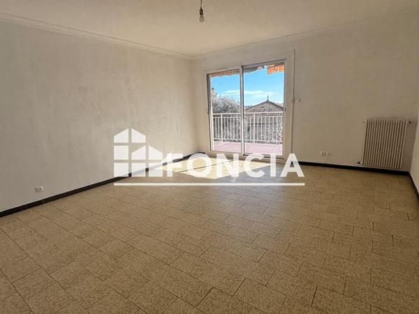 Location Appartement 4 pièces 77.7 m² - 372 AVENUE LOUIS BOZZO Toulon 83000