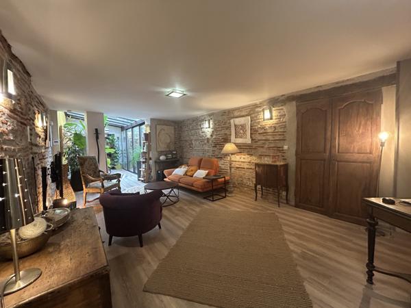 Agen (47000) MAISON 143 M2 4 CHAMBRES TERRASSE ET GARAGE