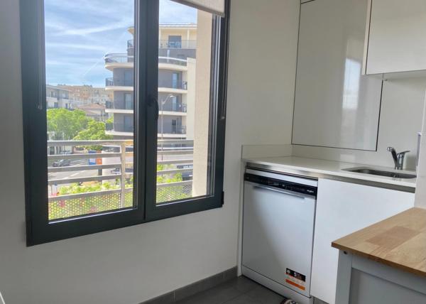 APPARTEMENT 2 PIECES EN DUPLEX NANTERRE (92)