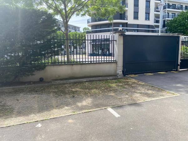 APPARTEMENT 2 PIECES EN DUPLEX NANTERRE (92)