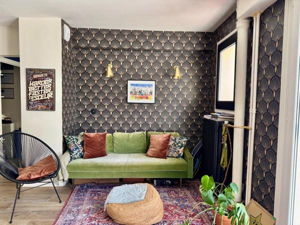Paris 19e – Laumière – Lumineux 2 pièces de 41 m² au calme sur jardin