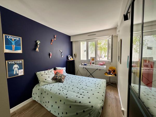 Paris 19e – Laumière – Lumineux 2 pièces de 41 m² au calme sur jardin