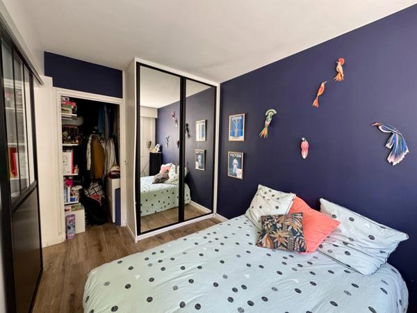 Paris 19e – Laumière – Lumineux 2 pièces de 41 m² au calme sur jardin