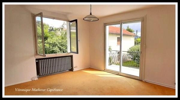 MAISON A RENOVER DANS QUARTIER RECHERCHE