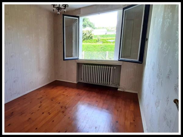 MAISON A RENOVER DANS QUARTIER RECHERCHE