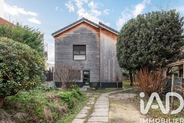 Maison à vendre 6 pièces 106 m² Grenoble