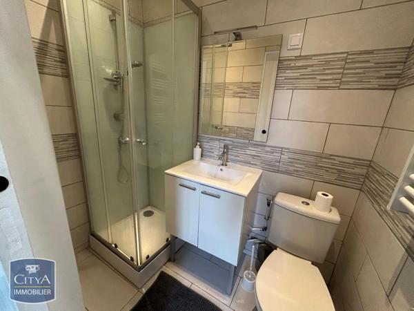 Appartement à louer 1 pièce 16m² Saint-Quentin (02100)