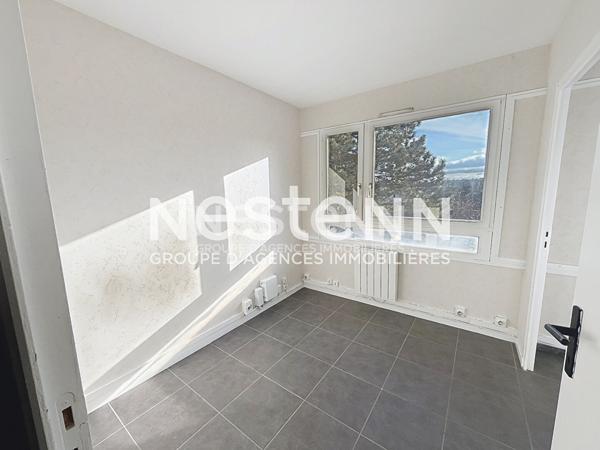 Local professionnel rénové Centre Ville Franklin Roosevelt - 69500 BRON