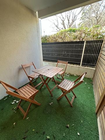 Appartement à vendre 1/2 pièces LA CIOTAT (13)