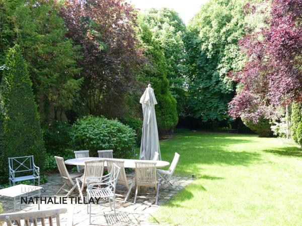 Orleans centre, a vendre, Hotel particulier de 465 m², parc paysagé et dépendances.