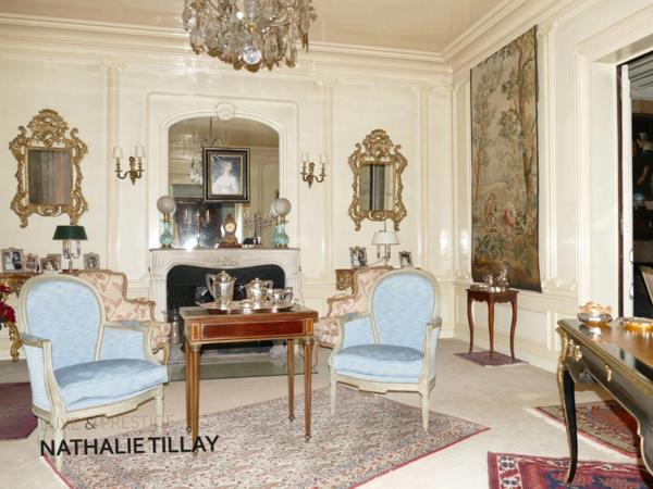 Orleans centre, a vendre, Hotel particulier de 465 m², parc paysagé et dépendances.