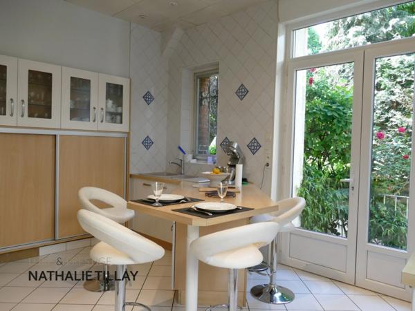 Orleans centre, a vendre, Hotel particulier de 465 m², parc paysagé et dépendances.