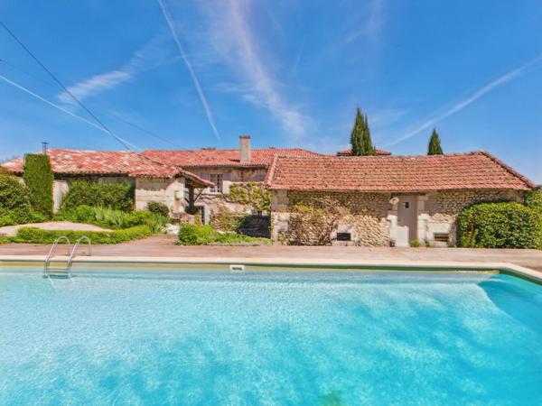 Propriété d’exception avec piscine et dépendances