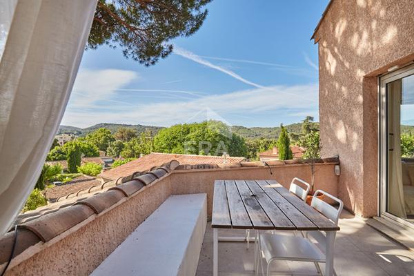 Appartement Aix En Provence avec terrasse et garage et parking