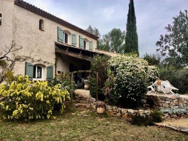 JOLIE MAISON PROVENCALE DE 5 PIECES