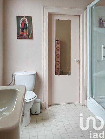 Maison à vendre 10 pièces 241 m² Bourg-et-Comin