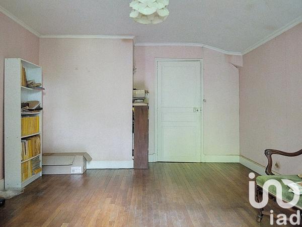 Maison à vendre 10 pièces 241 m² Bourg-et-Comin