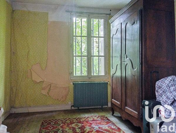 Maison à vendre 10 pièces 241 m² Bourg-et-Comin