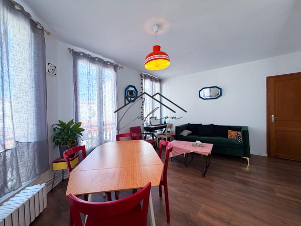 Appartement
         3 pièces
        - 41 m² Exclusivité 340 000 € *