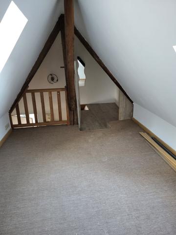 Appartement F2bis 3ème étage GAILLON