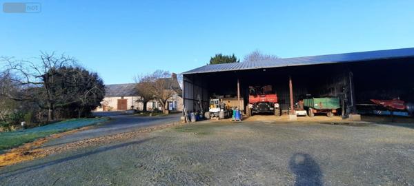 Corps de ferme à vendre à Levroux dans l'Indre (36110), ref : LV055