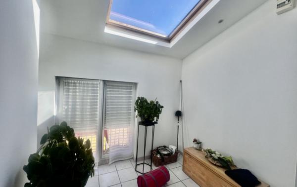 Vente Maison de village AVEC GRANDE REMISE ET LOGGIA Saint-gilles   