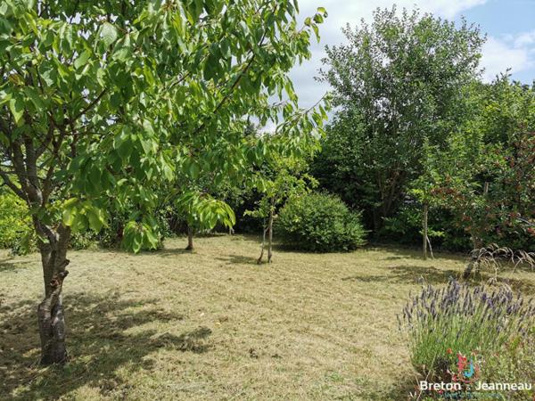 Ensemble Immobilier à Bais