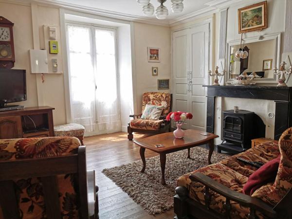 Ensemble Immobilier à Bais