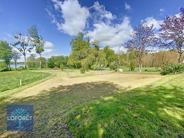 Achat local commercial Châtillon-en-Vendelais - 161 m² - 226 000 €