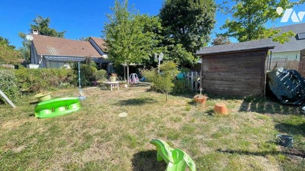 Maison individuelle sur sous-sol complet avec jardin – à rénover – 93 m² habitables environ
