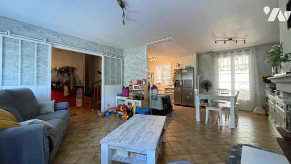 Maison individuelle sur sous-sol complet avec jardin – à rénover – 93 m² habitables environ
