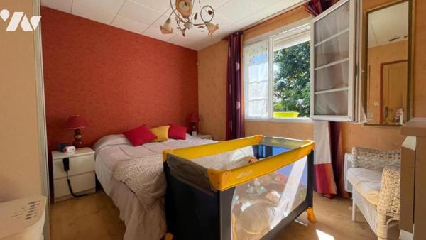 Maison individuelle sur sous-sol complet avec jardin – à rénover – 93 m² habitables environ