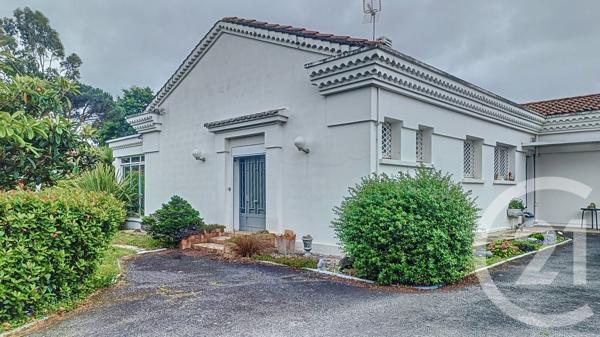 Maison à vendre  9 pièces - 214 m2 GUJAN MESTRAS - 33