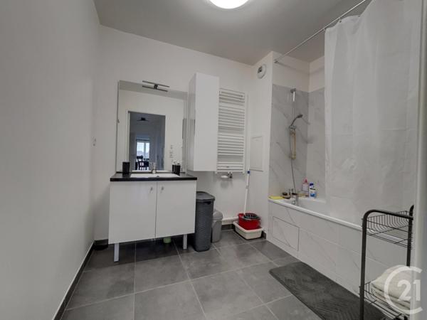 Appartement F3 à vendre  3 pièces - 60,46 m2 LE BLANC MESNIL - 93
