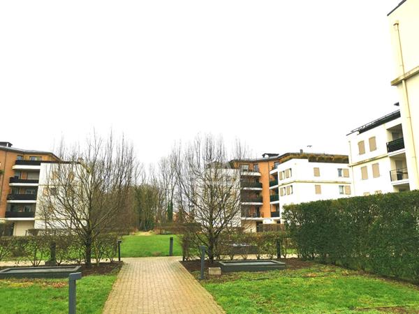 Appartement Guyancourt 2 pièce(s) 47.97 m2