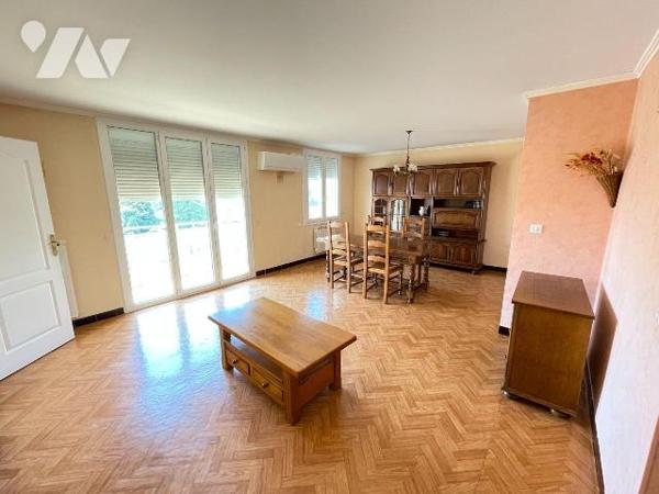 A vendre - Manosque (04) - Alpes de Haute Provence: T3 d'env 62,85 m² situé au 2éme étage sans ...