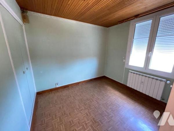 A vendre - Manosque (04) - Alpes de Haute Provence: T3 d'env 62,85 m² situé au 2éme étage sans ...