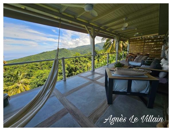 Villa + Appartement T3 Vue Mer et Morne avec Piscine sur 3 500 m2