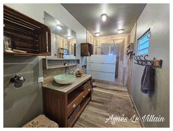 Villa + Appartement T3 Vue Mer et Morne avec Piscine sur 3 500 m2