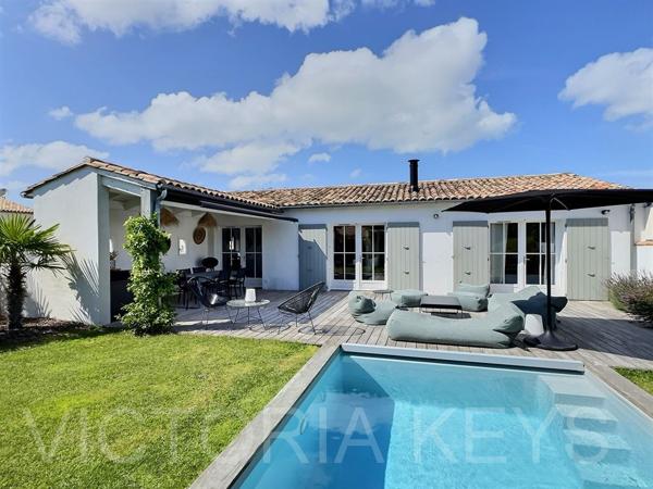 Villa à vendre avec piscine - Le Bois Plage en Ré