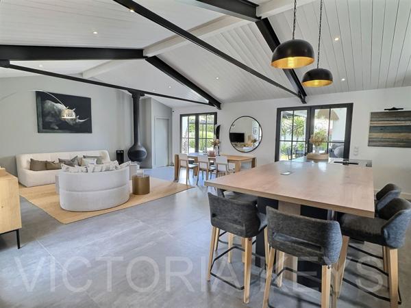 Villa à vendre avec piscine - Le Bois Plage en Ré