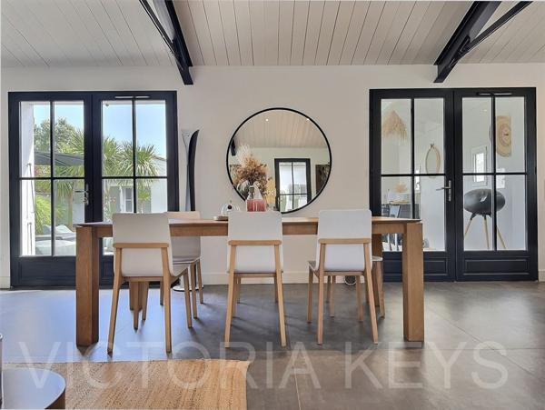 Villa à vendre avec piscine - Le Bois Plage en Ré