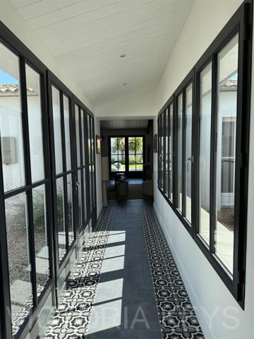 Villa à vendre avec piscine - Le Bois Plage en Ré