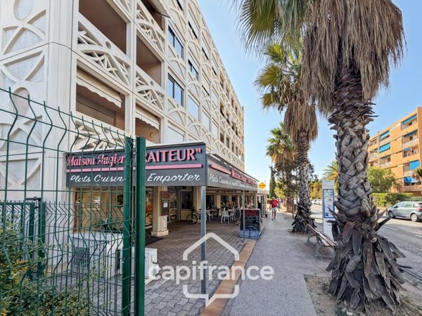 Appartement à vendre 4 pièces HYERES (83) - 147m2- 4ème et dernièr Etage- Accès direct GARAGE