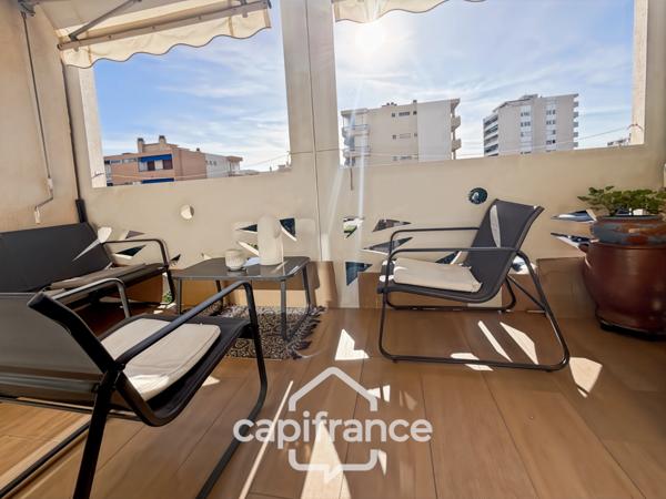 Appartement à vendre 4 pièces HYERES (83) - 147m2- 4ème et dernièr Etage- Accès direct GARAGE