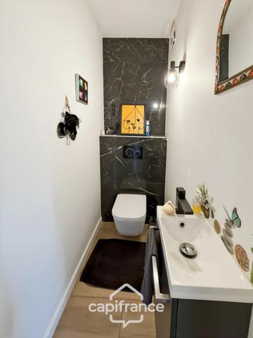 Appartement à vendre 4 pièces HYERES (83) - 147m2- 4ème et dernièr Etage- Accès direct GARAGE