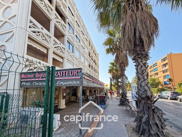 Appartement à vendre 4 pièces HYERES (83) - 147m2- 4ème et dernièr Etage- Accès direct GARAGE
