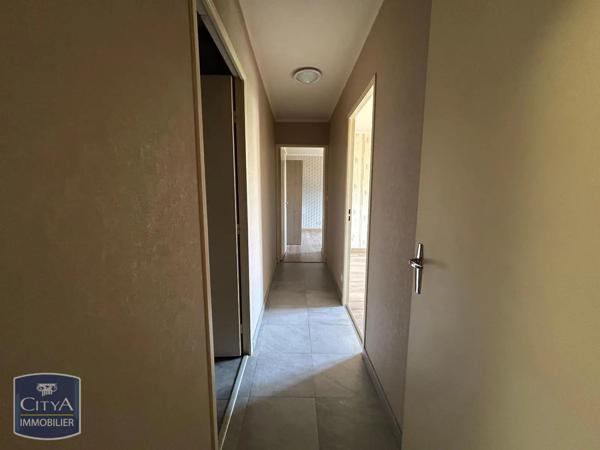 Appartement à louer 3 pièces 74.74m² Le Mans (72000)