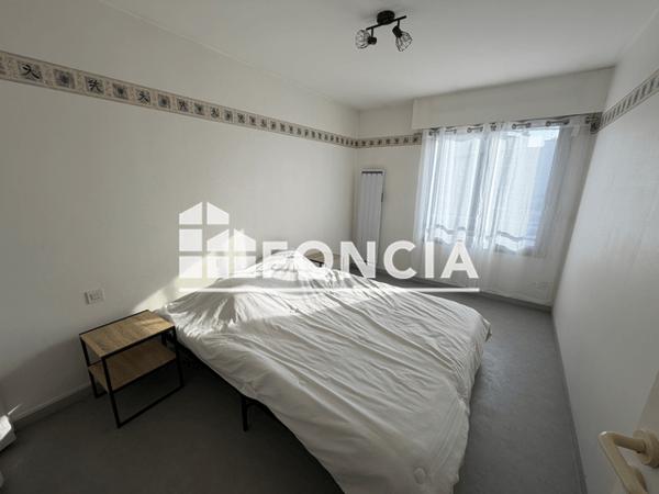 Location Appartement meublé 2 pièces 42.38 m² - 37 RUE GAMBETTA Le Mans 72000