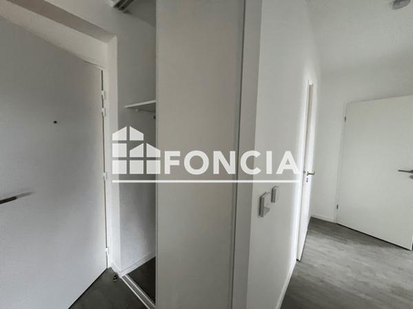 Location Appartement 3 pièces 62.84 m² - Laval 53000